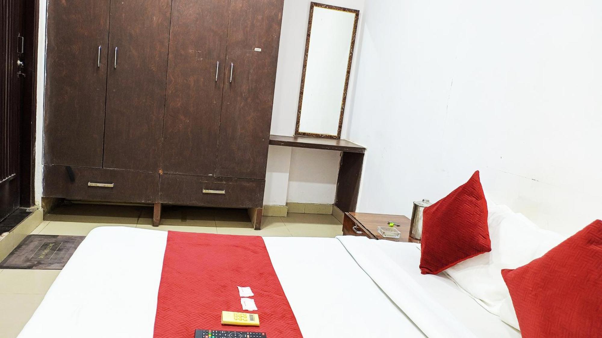Hotel Maharaja Inn - Lajpat Nagar I Nuova Delhi Esterno foto