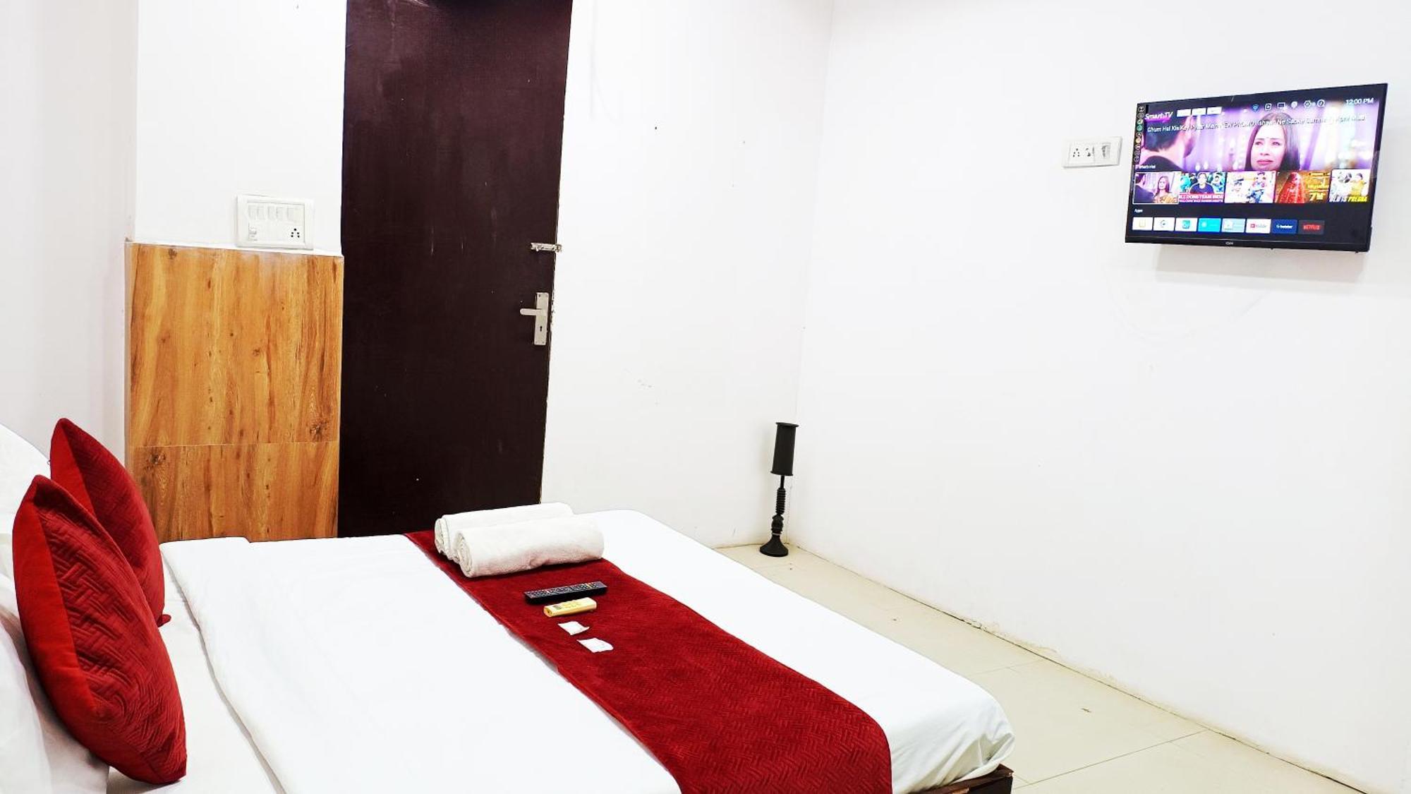 Hotel Maharaja Inn - Lajpat Nagar I Nuova Delhi Esterno foto